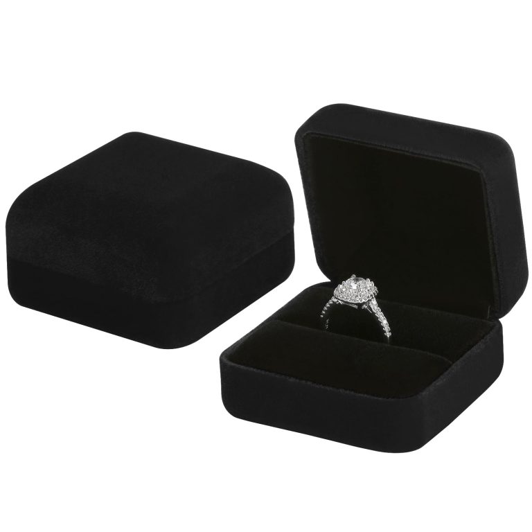 KUKUVR 2-Piece Velvet Metal Wedding Ring Box Set: A Practical Option for Proposal and Display
